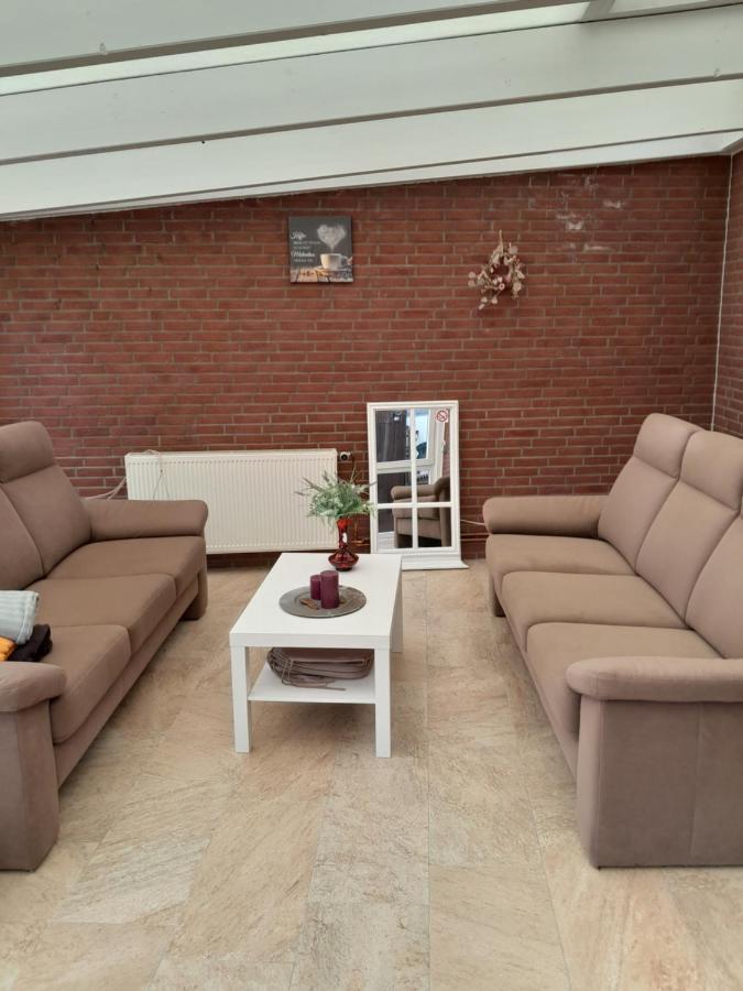 Tannenquartier - Ihr Ferienhaeuschen Apartment Groß Grönau Екстериор снимка